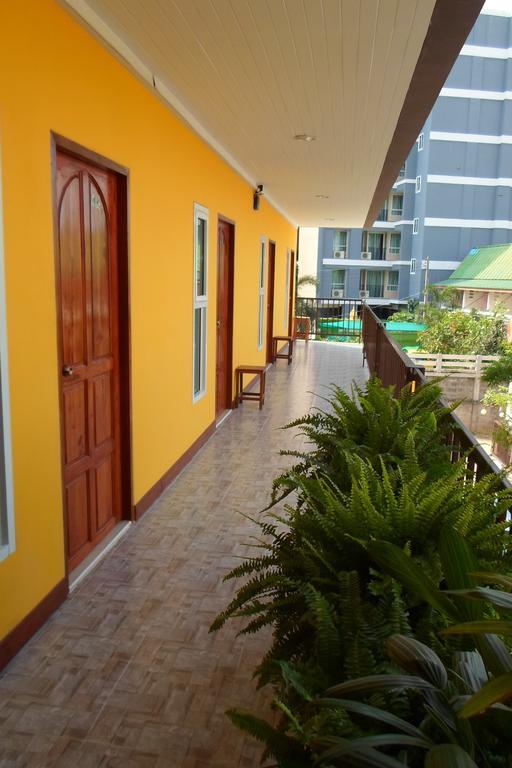 The Moonlight Place Bang Lamung Bagian luar foto