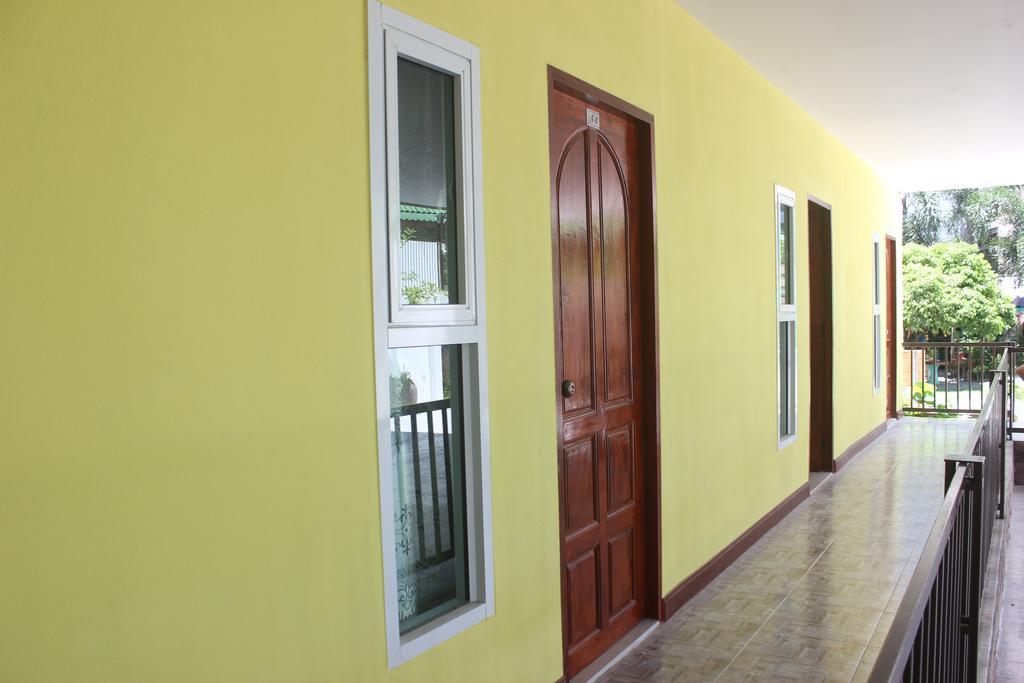 The Moonlight Place Bang Lamung Bagian luar foto