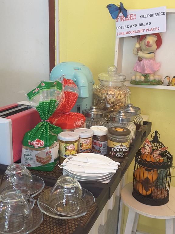 The Moonlight Place Bang Lamung Bagian luar foto