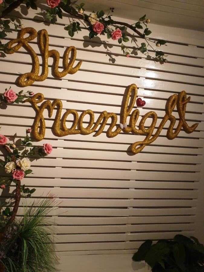 The Moonlight Place Bang Lamung Bagian luar foto